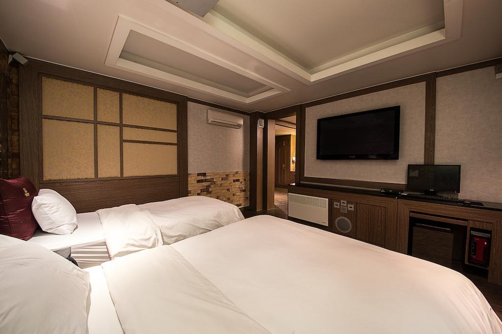 Hotel Valentine Gwangmyeong Room photo