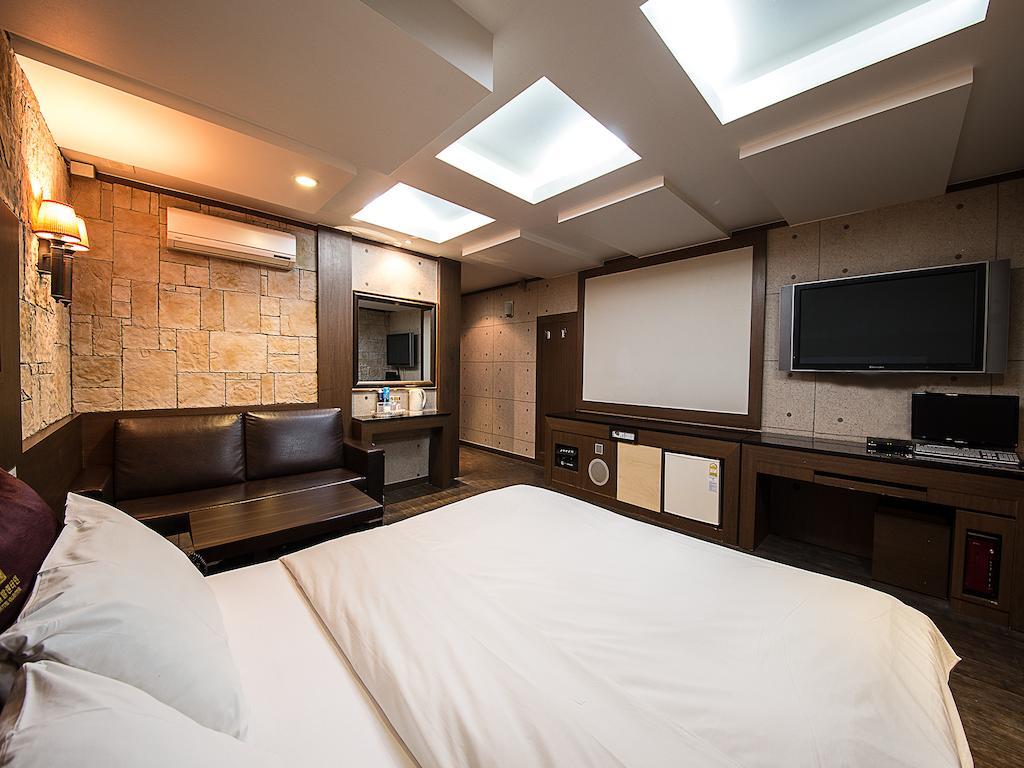 Hotel Valentine Gwangmyeong Room photo