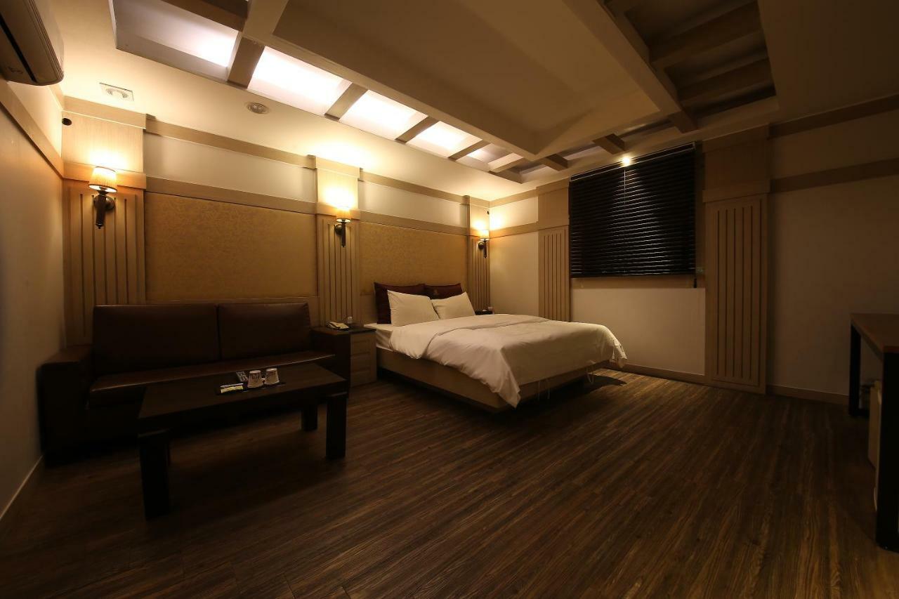 Hotel Valentine Gwangmyeong Exterior photo