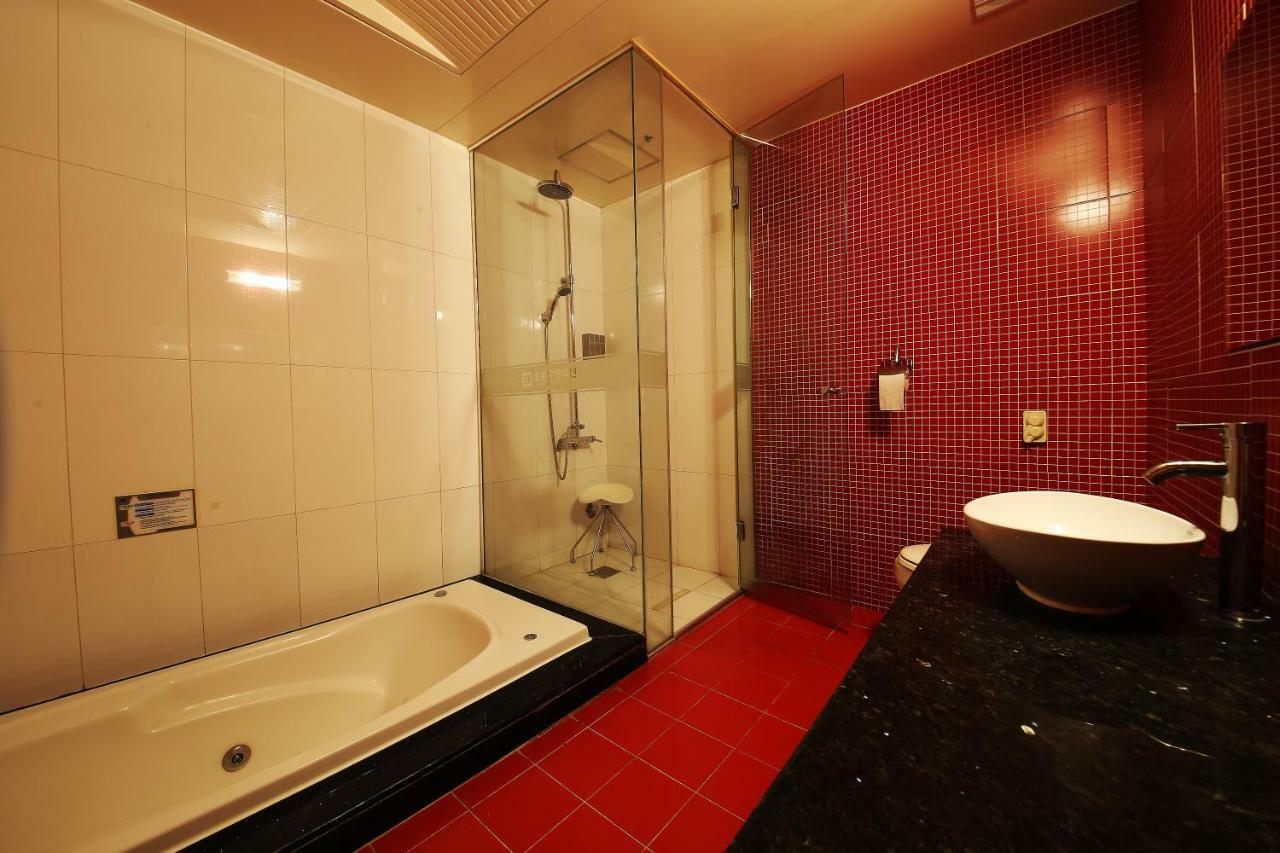 Hotel Valentine Gwangmyeong Exterior photo